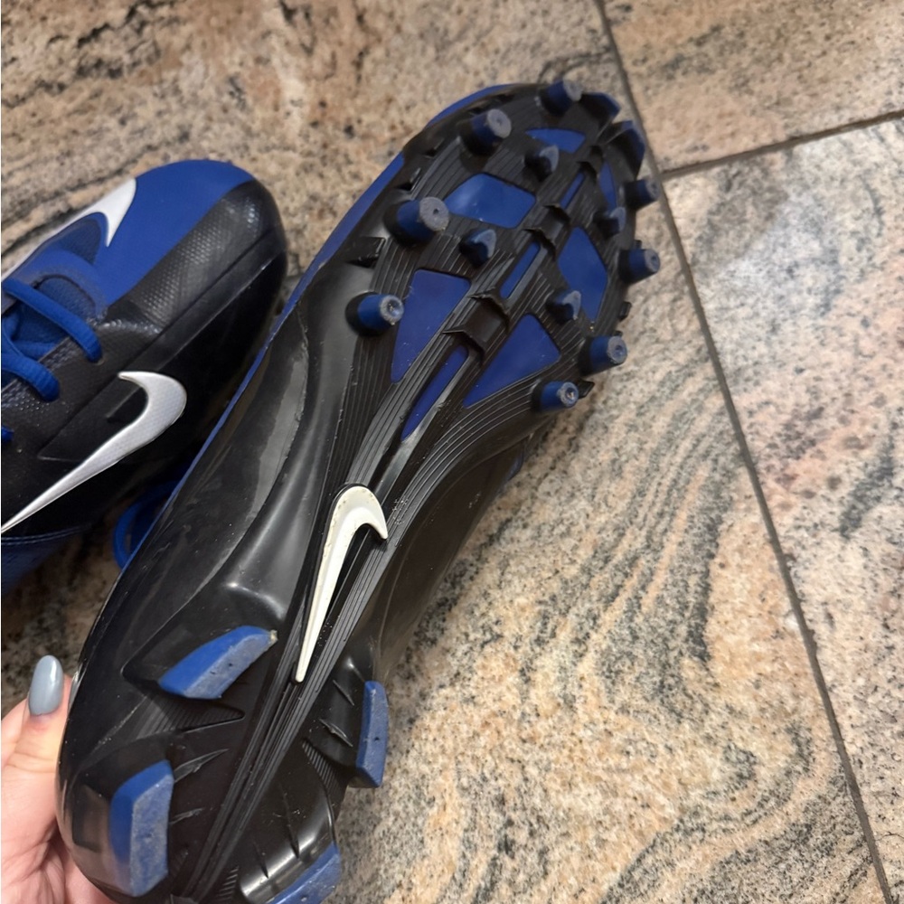 Nike Black and Blue Athletic Cleats
